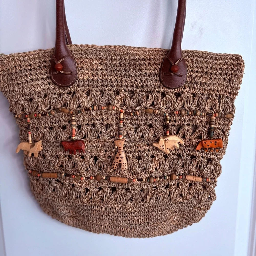 VTG St. John's Bay Safari Woven Straw Tote Bag Carved Wooden Animals Boho Beach